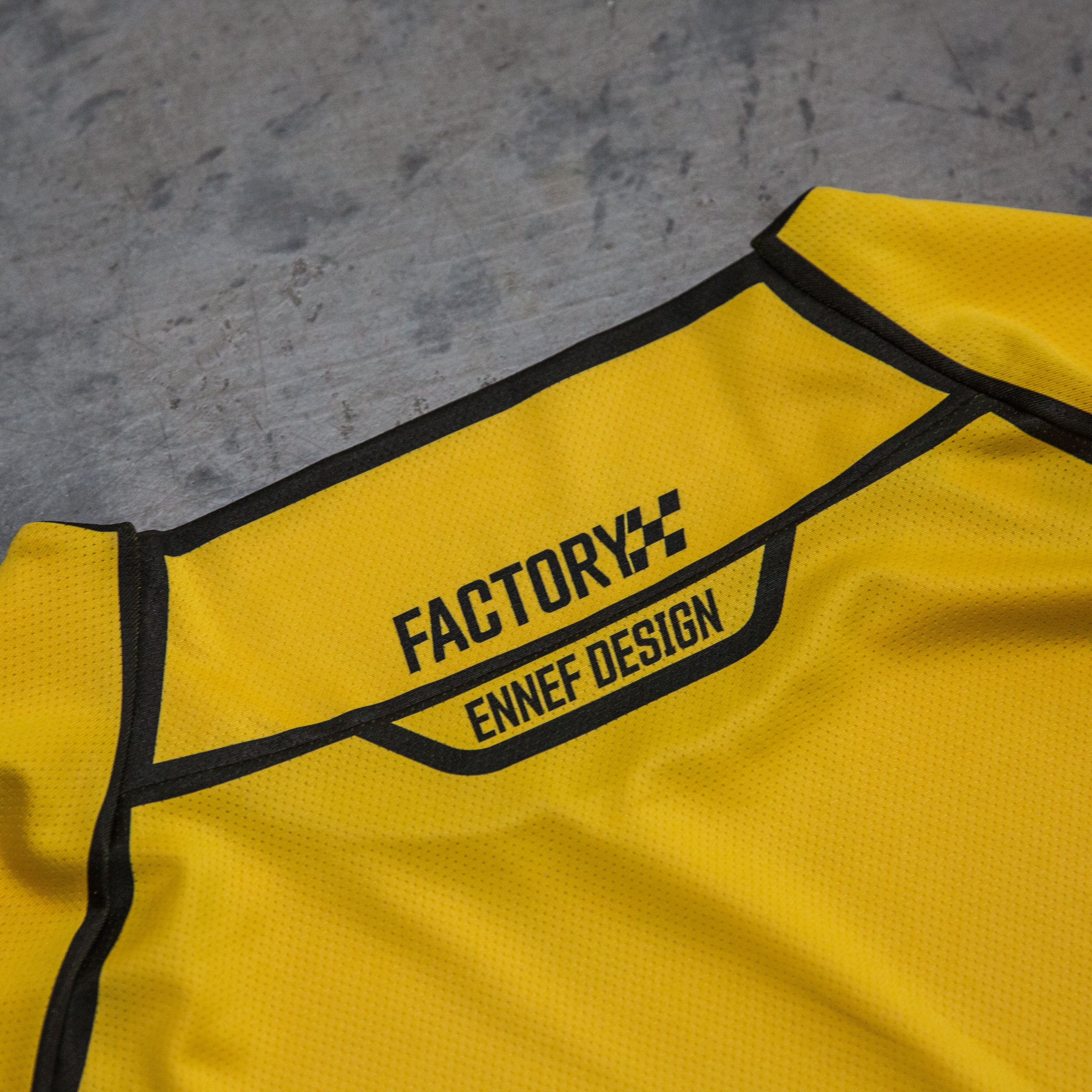 NF - Quikstrike No.28 (HELLA)