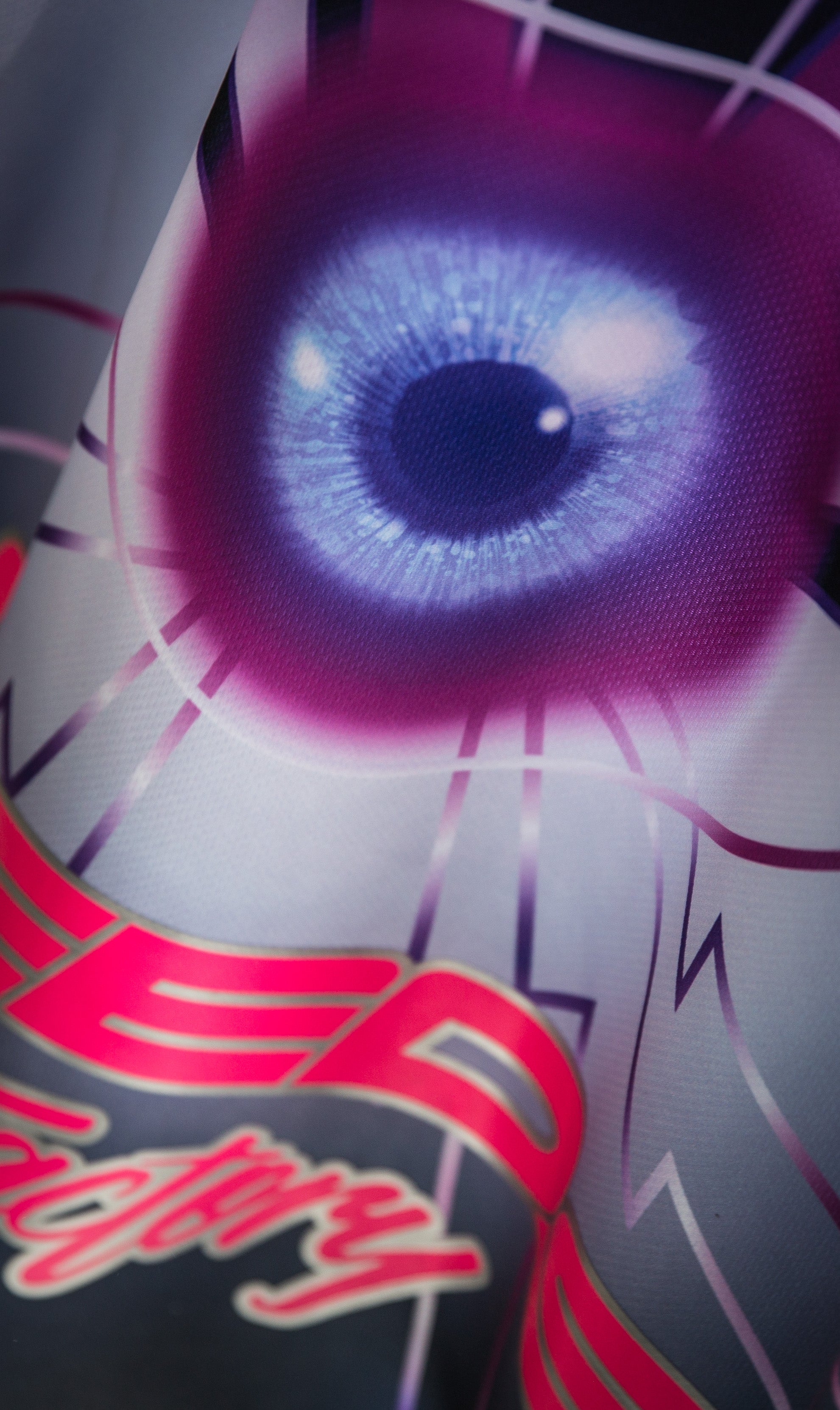 Needs QuikStrike No.18 (Third Eye)