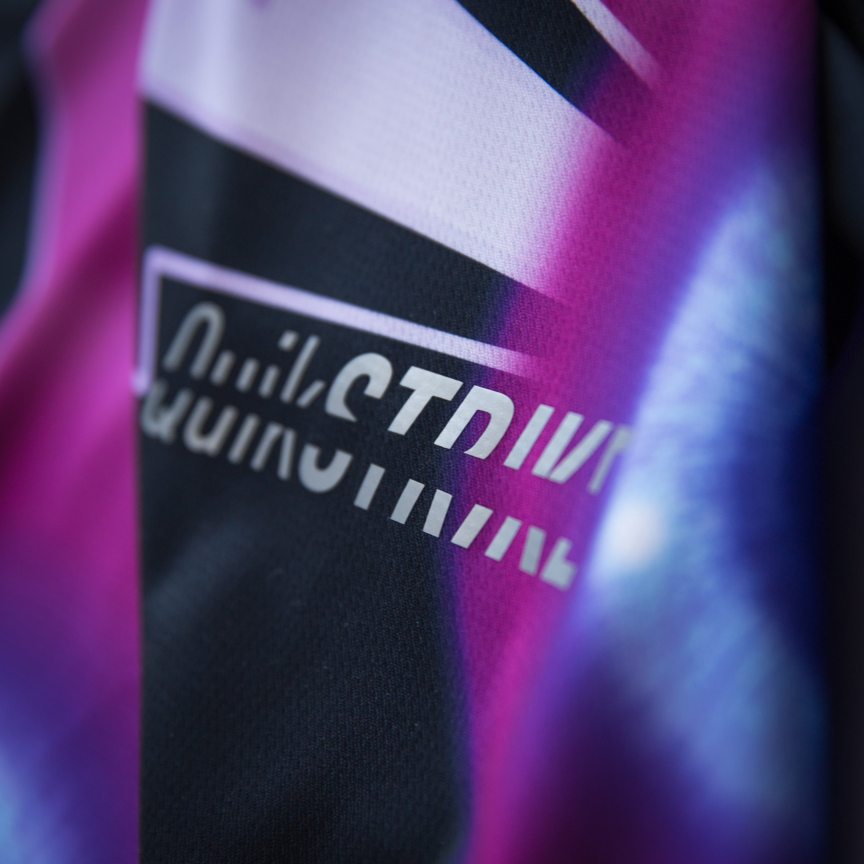 Needs QuikStrike No.18 (Third Eye)