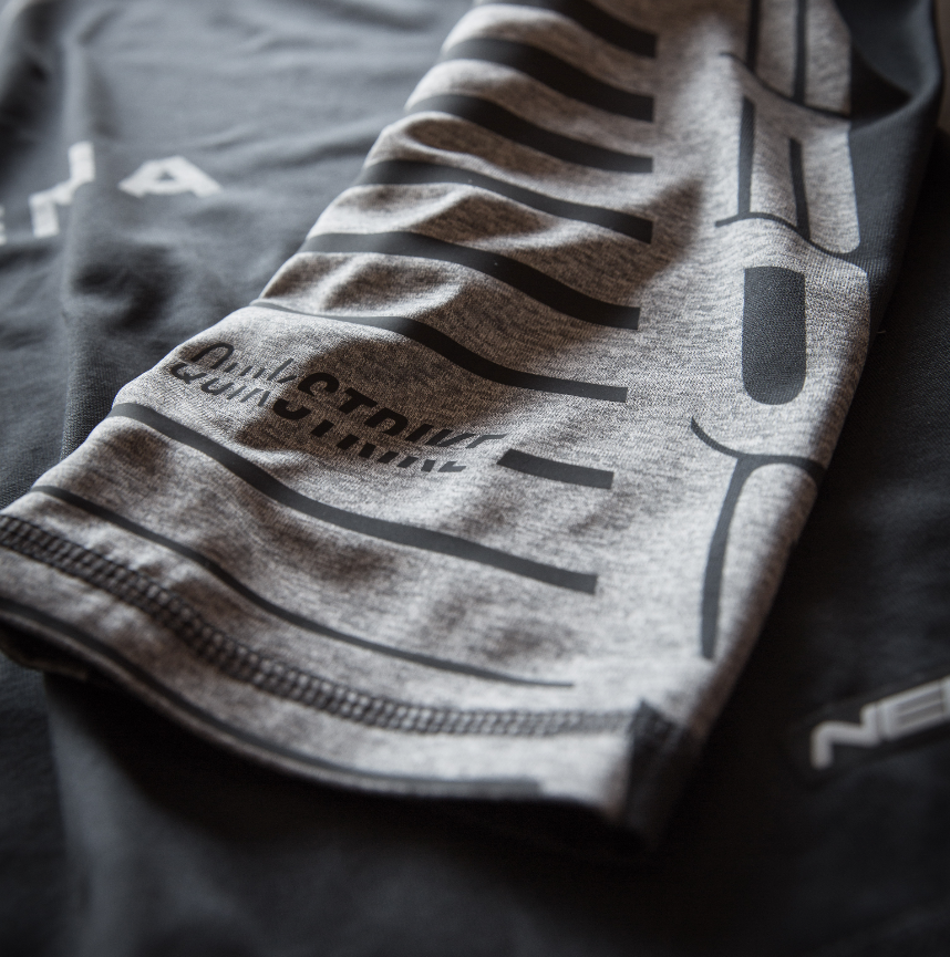 Needs QuikStrike No. 6 (Mini Horns x Needs)