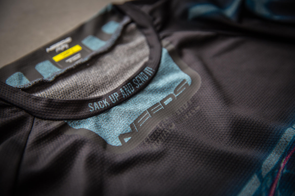 Needs QuikStrike No.15